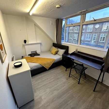 Incredible 2 Bedroom On Tower Bridge Лондон Екстериор снимка